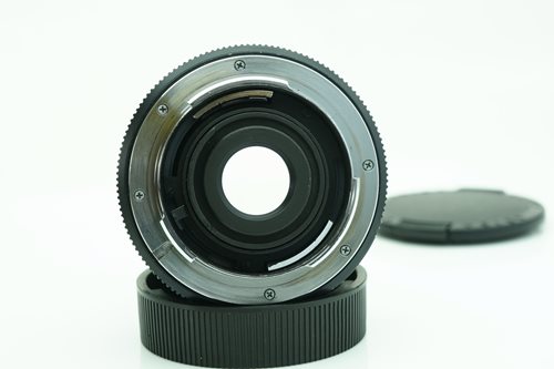 Leica Elmarit-R 35mm f2.8  รูปขนาดปก ลำดับที่ 7 Leica Elmarit-R 35mm f2.8