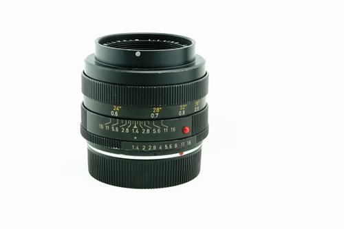 Leica Summilux-R 50mm f1.4  รูปขนาดปก ลำดับที่ 13 Leica Summilux-R 50mm f1.4