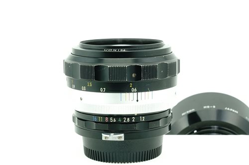 Nikkor-SC 55mm f1.2  รูปขนาดปก ลำดับที่ 2 Nikkor-SC 55mm f1.2