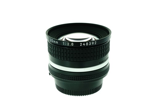 Nikon 20mm f2.8  รูปขนาดปก ลำดับที่ 5 Nikon 20mm f2.8