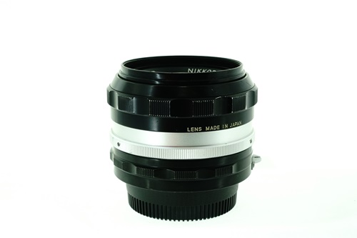 Nikon 50mm f1.4  รูปขนาดปก ลำดับที่ 5 Nikon 50mm f1.4