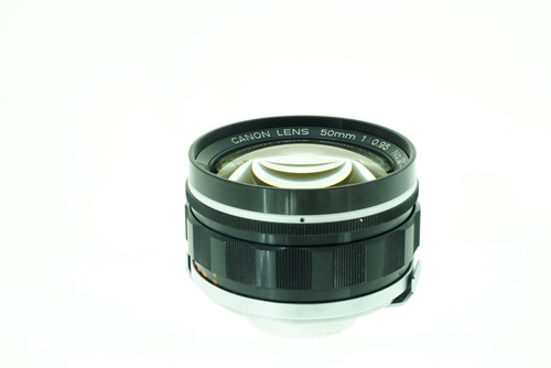 Canon  50mm f0.95 Dream Lens  รูปขนาดปก ลำดับที่ 5 Canon  50mm f0.95 Dream Lend