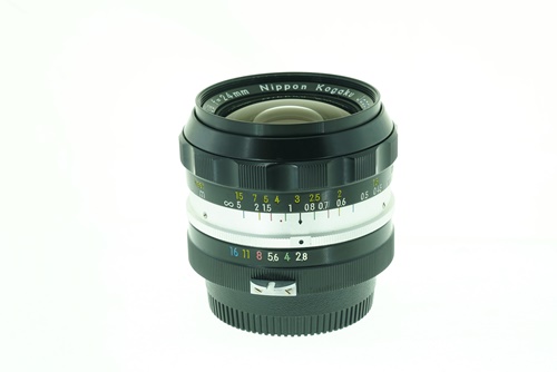 Nikon 24mm f2.8  รูปขนาดปก ลำดับที่ 2 Nikon 24mm f2.8