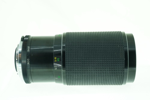 Vivitar Series 1 70-210mm F2.8-4  รูปขนาดปก ลำดับที่ 5 Vivitar Series 1 70-210mm F2.8-4
