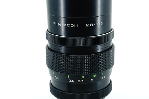 Pentacon 135mm f2.8 - 15  เบลด  รูปขนาดปก ลำดับที่ 2 Pentacon 135mm f2.8