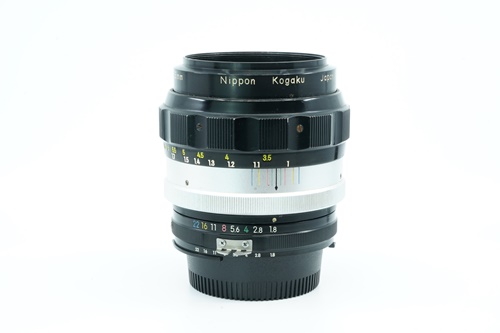 Nikon 85mm f1.8 (มะเฟือง)  รูปขนาดปก ลำดับที่ 2 Nikon 85mm f1.8 (มะเฟือง)