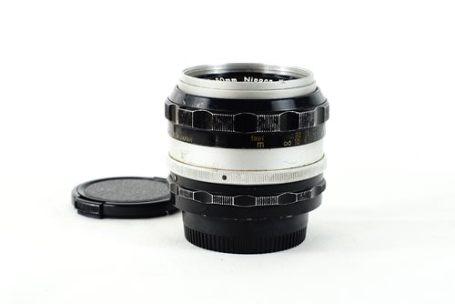Nikon 50mm f1.4 (Non-Ai)  รูปขนาดปก ลำดับที่ 4 Nikon 50mm f1.4 (Non-Ai) Picture 4
