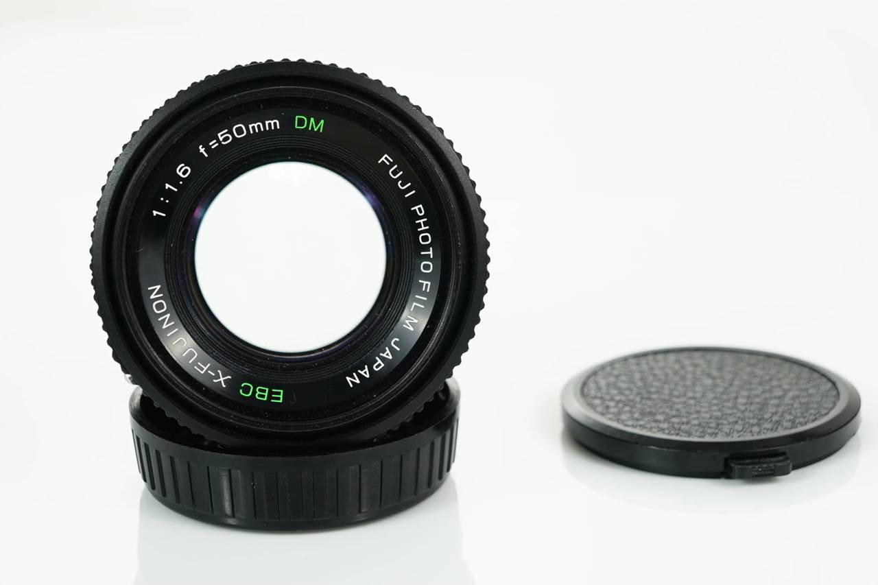 เลนส์มือหมุน X-Fujinon 50mm f1.6 DM EBC - LensSeed.com